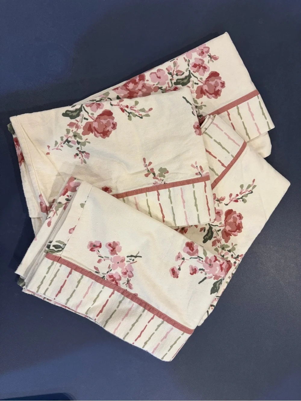 4 standard size flannel pillowcases